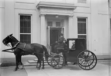 Carriage of William Gibbs McAdoo, Secretary of The Treasury, 1913. Creator: Harris & Ewing