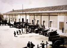 Cars at the railway station to France in Girona, years 1916-1918