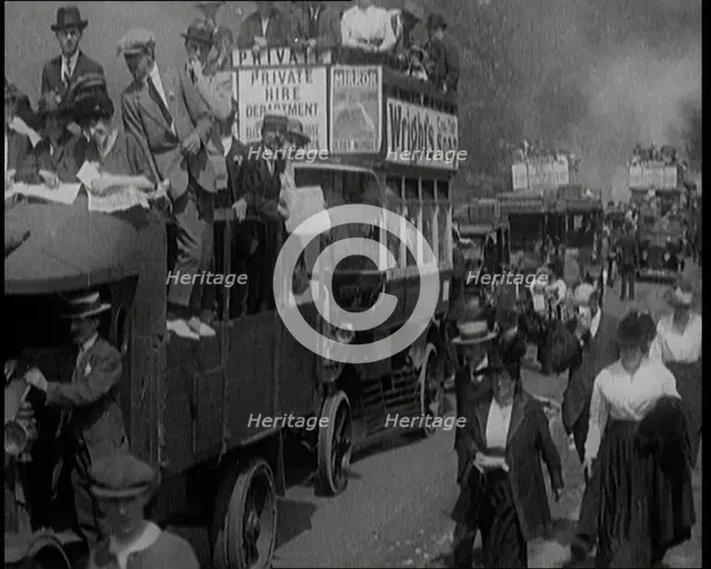 Cars, Buses and Pedestrians Arriving for the 1920 Epsom Derby, 1920. Creator: British Pathe Ltd.