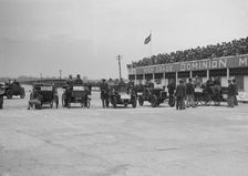 Cars competing in the BARC Daily Sketch Old Crocks Race, Brooklands, 1931. Artist: Bill Brunell
