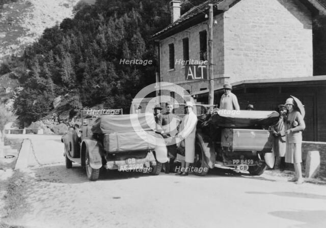 Cars parked at the Italian frontier. Artist: Unknown