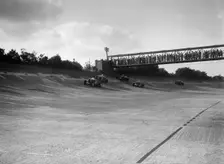 Cars racing on Byfleet Banking during the BRDC 500 Mile Race, Brooklands, 3 October 1931. Artist: Bill Brunell