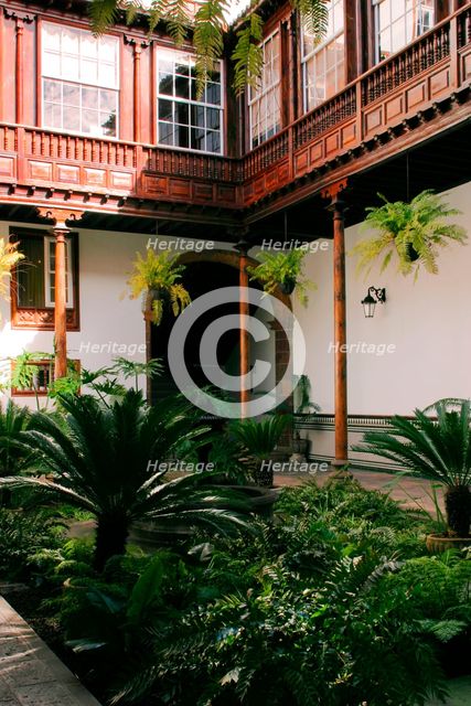 Casa Montanes, La Laguna, Tenerife, Canary Islands, 2007. Creator: Peter Thompson.