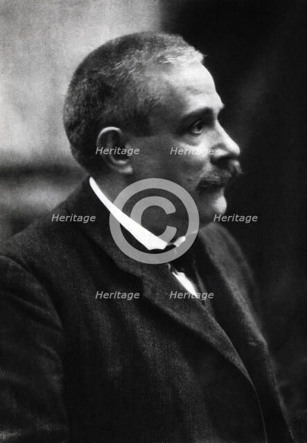 Casellas Dou, Raimundo (Barcelona, 1855-Sant Joan de les Abadesses, 1910), art critic, modernist …