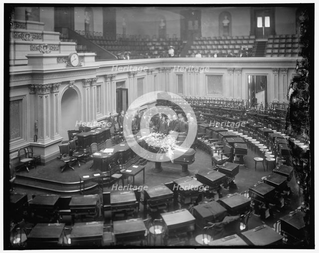 Casket in Capitol, 1914. Creator: Harris & Ewing.