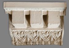 Cast of a cornice with dentils and cyma reversa with tulip-and-dart..., 19th cent. Creator: Unknown