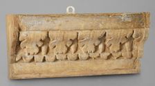 Cast of cyma reversa moulding from upper architrave, late 18th century-early 19th century. Creator: Unknown