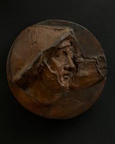 Cast of head of Roman soldier in helmet craning forward. Creator: Unknown