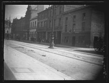Castle Street, Cardiff, The Old Globe Inn. c1902 Creator: William Booth