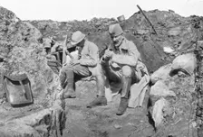 Ceux de Bouchavesnes; le chef de bataillon de Pelacot, dans une tranchee, quelques..., 1916. Creator: Unknown