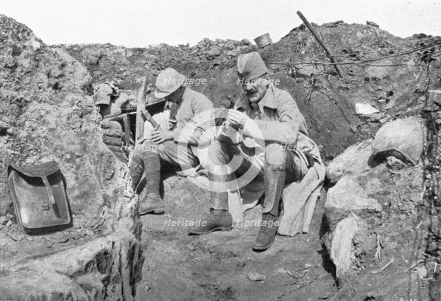 'Ceux de Bouchavesnes; le chef de bataillon de Pelacot, dans une tranchee, quelques..., 1916. Creator: Unknown.