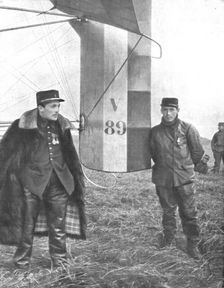 'Ceux de l'air et ceux de la route; Premieres Prouesses Aeriennes; Le sergent aviateu..., 1914. Creator: Unknown