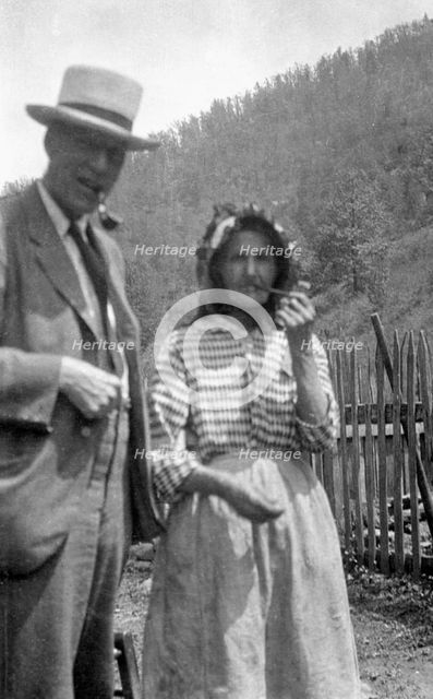 Cecil Sharp and Aunt Betsy smoking pipes, Appalachia, USA, c1917. Artist: Unknown
