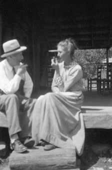 Cecil Sharp and Polly Patrick, Harts-Creek, Manchester, Kentucky, USA, 1916-1918
