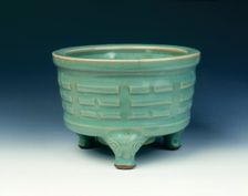 Celadon censer with eight trigrams design, Southern Song dynasty, China, 1127-1279