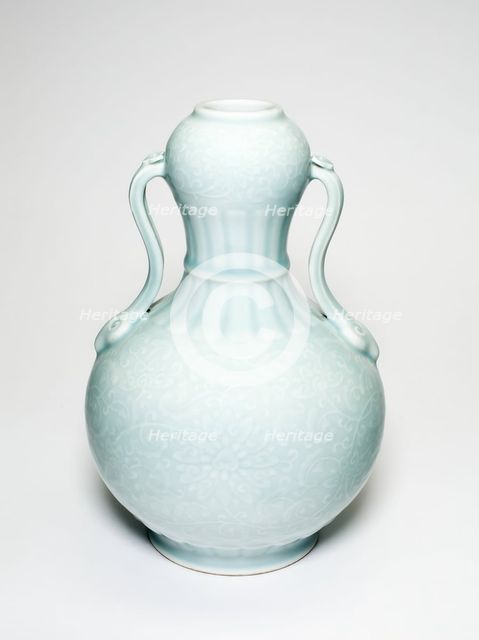 Celadon-glazed lotus vase (shoudaier huluping), Qing dynasty, Qianlong reign mark, 18th/19th century Creator: Unknown.