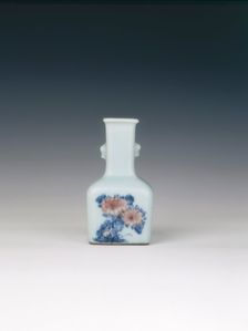Celadon ground mallet vase, Qing dynasty, Qianlong period, China, 1736-1795. Creator: Unknown