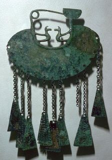 Celtic bronze pendant