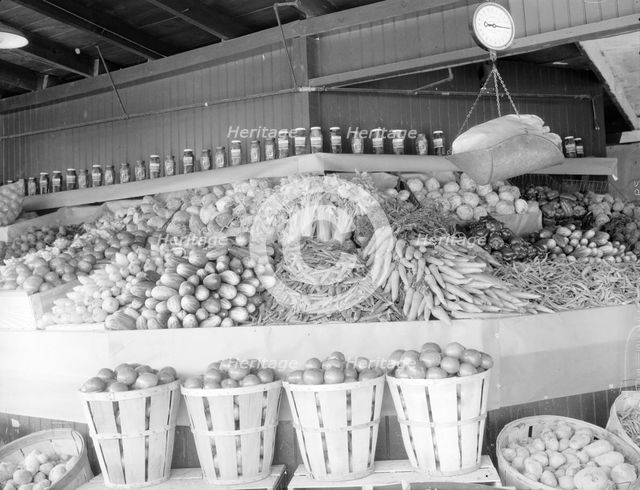 Center Market, Washington, D.C., 1936. Creator: Dorothea Lange.