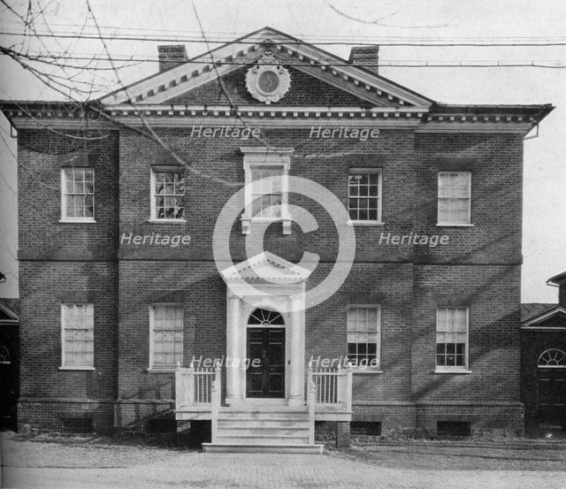 Central pavilion, street front of Harwood House, Annapolis, Maryland, 1922. Artist: Unknown.