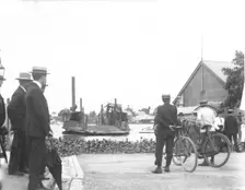 Central steam vehicular ferry horse ferry" that ran across the Brisbane River from..., 1905. Creator: Robert Augustus Henry L'Estrange