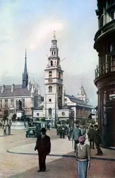 Church of St Clement Danes, London, c1930s. Artist: Spencer Arnold