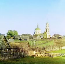 Church in Sterzh near the village of Novinka. St. Vladimir's (Peter and Paul) church, 1910. Creator: Sergey Mikhaylovich Prokudin-Gorsky