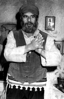 Chaim Topol (1935-), famous Israeli actor, appearing in Manchester. Creator: Unknown