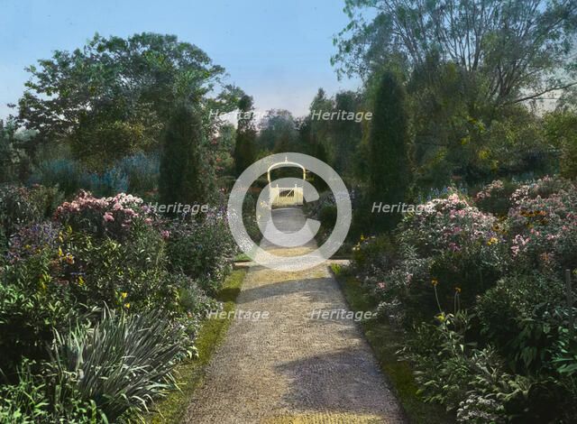 "Chailey," Charles William Moseley house, Newburyport, Massachusetts, 1920. Creator: Frances Benjamin Johnston.