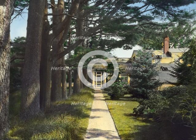 "Chailey," Charles William Moseley house, Newburyport, Massachusetts, 1920. Creator: Frances Benjamin Johnston.