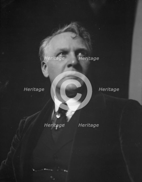 Chaliapin, Mr., portrait photograph, 1922 Nov. 19. Creator: Arnold Genthe.