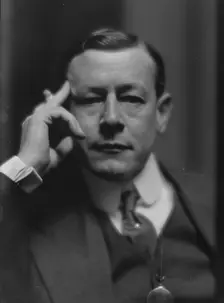 Chambers, Haddan, Mr., portrait photograph, 1913. Creator: Arnold Genthe
