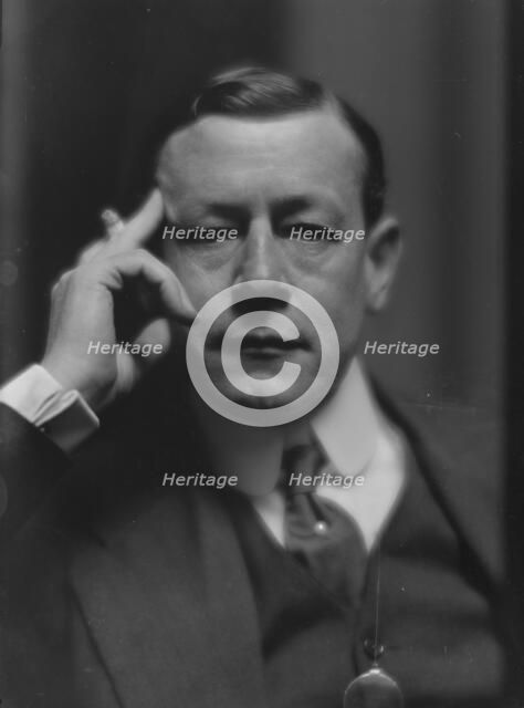 Chambers, Haddan, Mr., portrait photograph, 1913. Creator: Arnold Genthe.