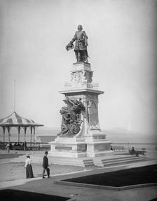 Champlain's statue, Quebec, between 1910 and 1920. Creator: Unknown