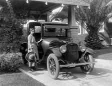 Chandler Six with actress Helen Jerome Eddy. Creator: Unknown