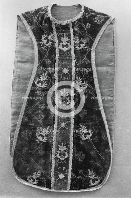 Chasuble with Pomegranate Design, British, 15th-16th century. Creator: Unknown.