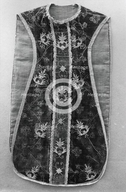 Chasuble with Pomegranate Design, British, 15th-16th century. Creator: Unknown.