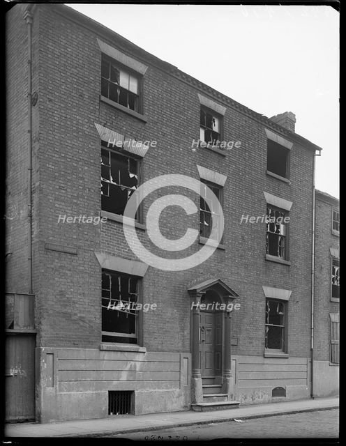 Chapel House, Chapel House Street, Deritend, Digbeth, Birmingham, 1941. Creator: George Bernard Mason.