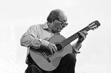 Charlie Byrd, Knebworth, 1978. Artist: Brian O'Connor