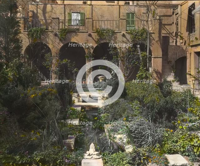 Charlotte Hunnewell Sorchan house, Turtle Bay Gardens, 228 East 49th Street, New York, 1920. Creator: Frances Benjamin Johnston.