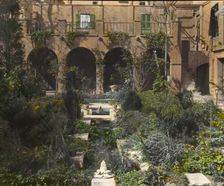 Charlotte Hunnewell Sorchan house, Turtle Bay Gardens, 228 East 49th Street, New York, 1920. Creator: Frances Benjamin Johnston