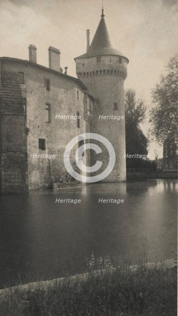 Chateau Montesquieu, c. 1900. Creator: Frederick H. Evans (British, 1853-1943).