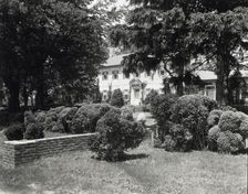 "Chatham," Colonel Daniel Bradford Devore house, 120 Chatham Lane, Fredericksburg, Virginia, 1927. Creator: Frances Benjamin Johnston