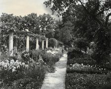 "Chatham," Colonel Daniel Bradford Devore house, 120 Chatham Lane, Fredericksburg, Virginia, 1927. Creator: Frances Benjamin Johnston