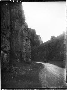 Cheddar Gorge, Cliff Road, Cheddar, Sedgemoor, Somerset, 1907. Creator: Katherine Jean Macfee