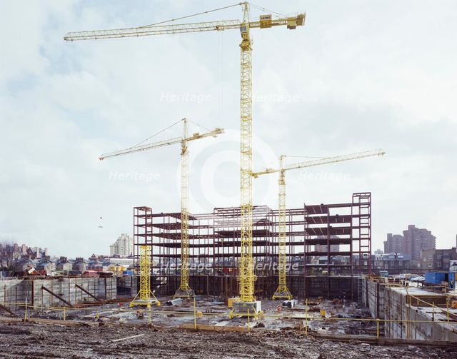 Chelsea and Westminster Hospital, Fulham Road, Kensington and Chelsea, London, 30/01/1990. Creator: John Laing plc.