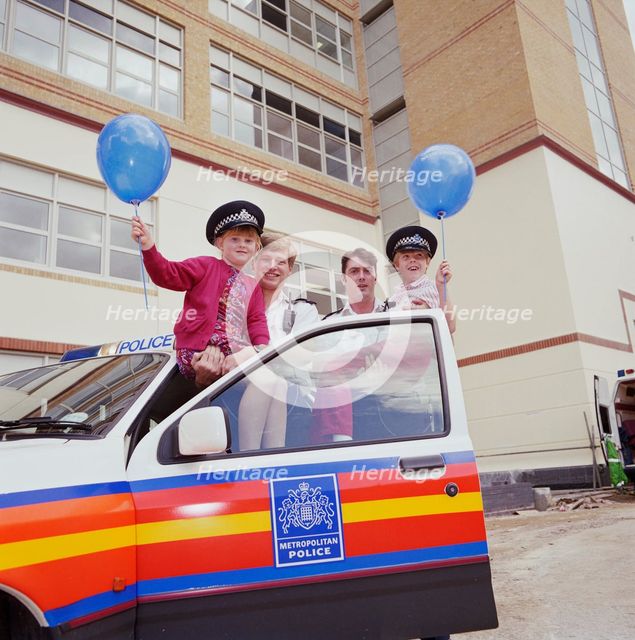 Chelsea and Westminster Hospital, Fulham Road, Kensington and Chelsea, London, 05/09/1992. Creator: John Laing plc.