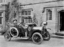 Chenard Walcker motor car, Farnborough Grange, Farnborough, Warwickshire, 1906. Artist: Alfred Newton & Sons