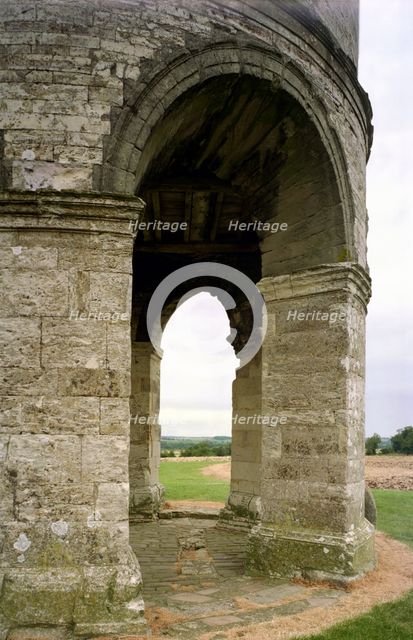 Chesterton windmill, Warwickshire, July 1999. Artist: EH/RCHME staff photographer