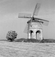 Chesterton Windmill, Chesterton, Warwickshire, c1945-c1980. Artist: Eric de Maré